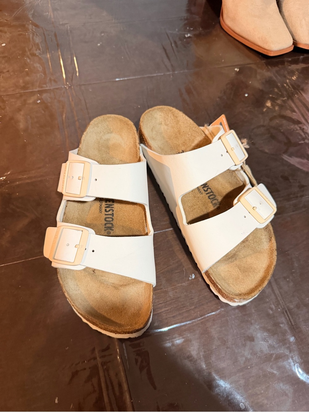 Birkenstock women’s Off-White Double Buckle Sandals size 39